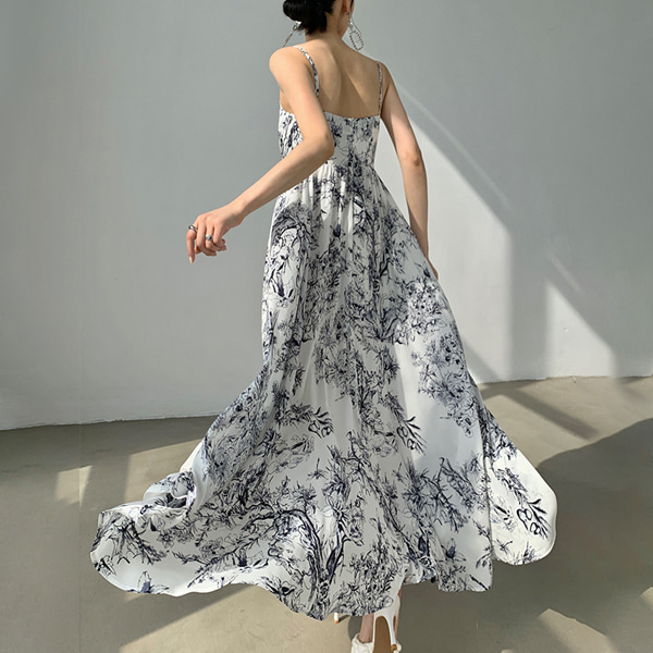 [수입] 이니프 슬리브리스 패턴 드레스