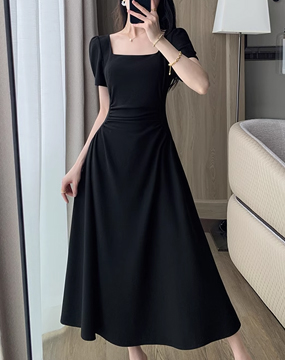 [수입] 벨루 스퀘어넥 드레스