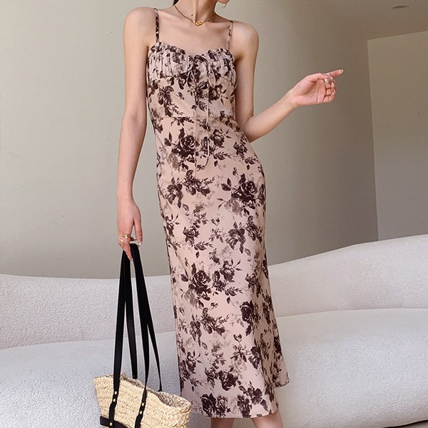 [수입] 안젤라 패턴 슬림 드레스